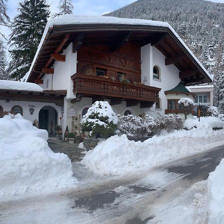 Gaestehaus Sissy Langenfeld Bagian luar foto