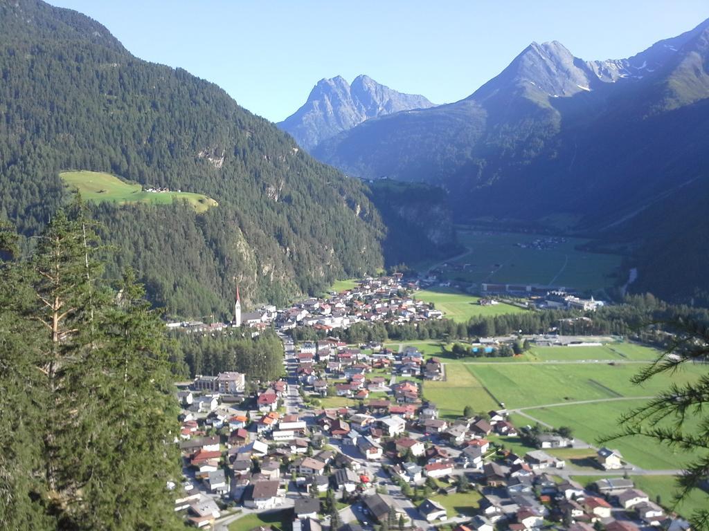 Gaestehaus Sissy Langenfeld Bagian luar foto
