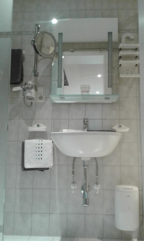 Gaestehaus Sissy Langenfeld Bagian luar foto