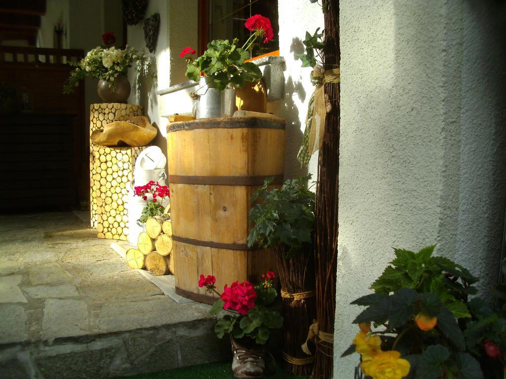 Gaestehaus Sissy Langenfeld Bagian luar foto