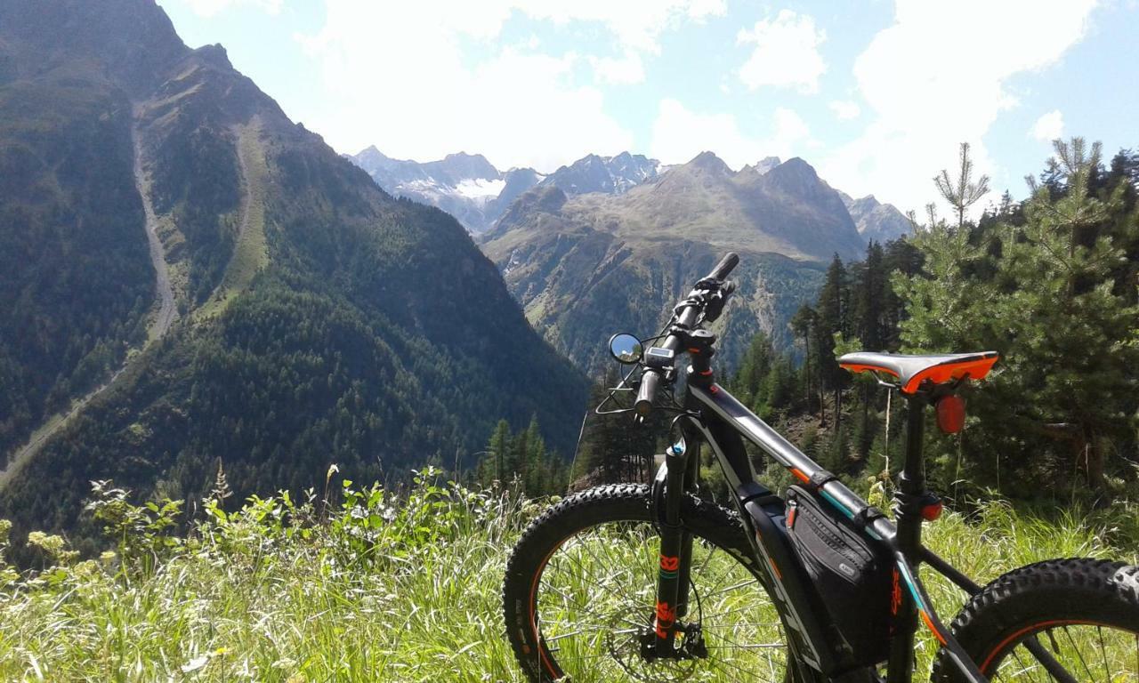 Gaestehaus Sissy Langenfeld Bagian luar foto